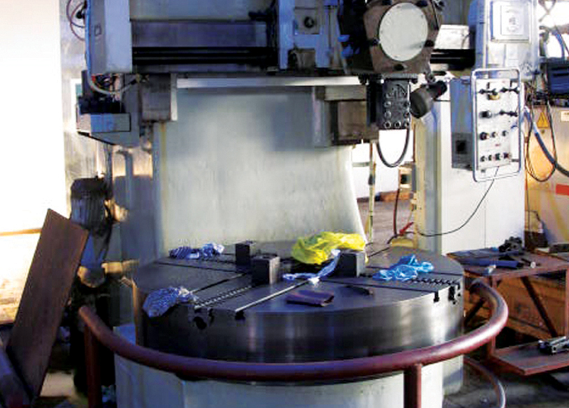 Vertical Lathe Machine